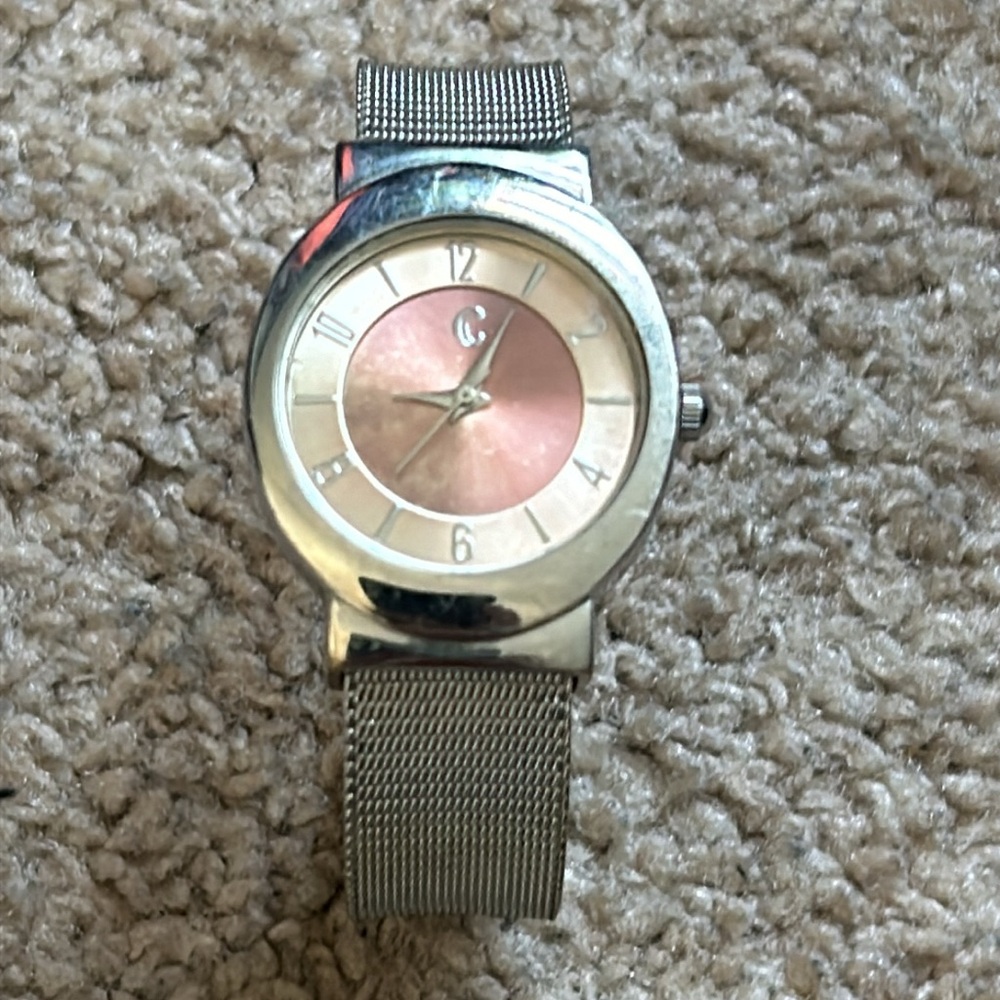 C‎ brand women’s vintage retro silver/red bracelet watch one size